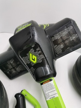 ЭЛЕКТРОМОБИЛЬ GOKART Huffy Vortex Green Machine 12V Поворотные колеса на 360°