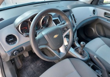 Chevrolet Cruze Sedan 1.6 i 113KM 2010 Chevrolet Cruze 1.6 LPG Nowy Rozrzad 1.6 BenzynaLPG 113KM, zdjęcie 1