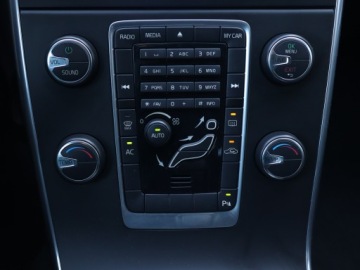 Volvo V60 I Kombi 2.0 D3 163KM 2011 Volvo V60 D3 2.0, Salon Polska, Automat, Xenon, zdjęcie 17