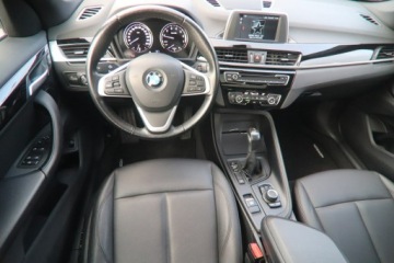 BMW X1 F48 2018 BMW X1 automat,skóra,alu,serwis, zdjęcie 15