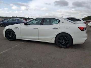 Maserati Ghibli III 2024 Maserati Ghibli 2024r., 4x4, 3.0L 3.0 Benzyna 424KM, zdjęcie 1