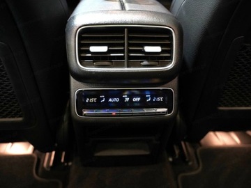 Mercedes GLE V167 SUV Facelifting 2.0 300d 269KM 2025 MERCEDES-BENZ GLE 300 d 4-Matic AMG Line 2.0 (269KM) 2025, zdjęcie 15