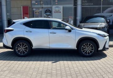 Lexus NX II SUV Facelifting 2.5 350h 243KM 2024 Lexus NX Lexus NX 350h Prestige Design Tazuna ASO Salon Pl Fv23, zdjęcie 21
