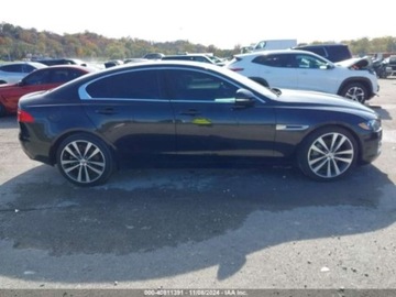 Jaguar XE Sedan 2.0 i4 240KM 2017 Jaguar XE Jaguar XE Prestige, od ubezpieczalni 2.0 Benzyna 240KM, zdjęcie 8