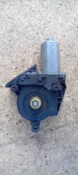 MOTOR MOTOREK OKNO VW PASSAT B5 0130821697 LT