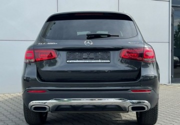 Mercedes GLC C253 SUV Plug-In 2.0 300e 320KM 2020 Mercedes-Benz GLC 4 Matic Plug-In Skora Navi Kamera Full Led FV23, zdjęcie 11