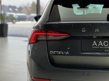 Skoda Octavia III Kombi Facelifting 2.0 TDI 150KM 2020 Skoda Octavia Style / HUD / Ambiente / Kamera cofa, zdjęcie 36