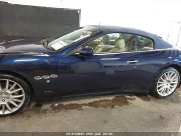 Maserati GranTurismo 2015 Maserati GranTurismo 2015 4.7l 4.7 Benzyna 444KM, zdjęcie 2
