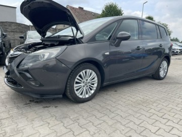 Opel Zafira C Tourer 1.4 Turbo ECOTEC 140KM 2016 Opel Zafira Tourer HAK Klima.Kamera Tempomat 7 Os., zdjęcie 2