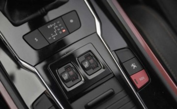 Peugeot 508 I SW Facelifting 2.0 BlueHDi 180KM 2015 Peugeot 508 Peugeot 508 2.0 BlueHDi RXH SampS 2.0 Diesel 180KM, zdjęcie 28