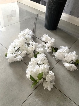 Яблоня, ветка вишни, 105 см.