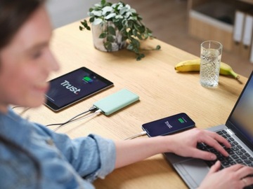 POWERBANK 10000 мАч USB-C 2xUSB 15 Вт С ЭКО-КАБЕЛЕМ