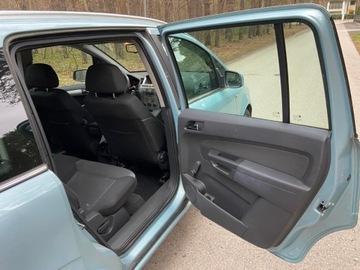 Opel Zafira B 1.8 ECOTEC 140KM 2009 Opel Zafira Opel Zafira 1.8b Automat 140KM 7-Foteli Super Stan 1.8, zdjęcie 14
