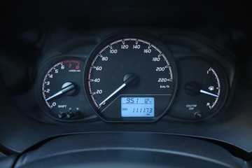 Toyota Yaris III Hatchback 5d Facelifting 1.0 VVT-i 69KM 2017 Toyota Yaris 1.0 VVT-i, Salon Polska, Serwis ASO, zdjęcie 10