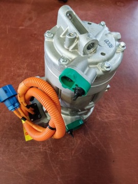 KOMPRESOR SPRĘŻARKA KLIMATYZACJI TESLA MODEL S 106336900G