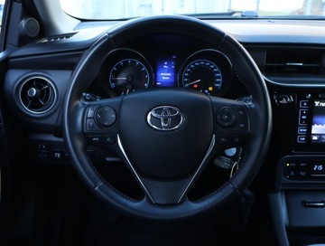 Toyota Auris II Hatchback 5d Facelifting 1.6 Valvematic 132KM 2018 Toyota Auris 1.6 Valvematic, Salon Polska, zdjęcie 19