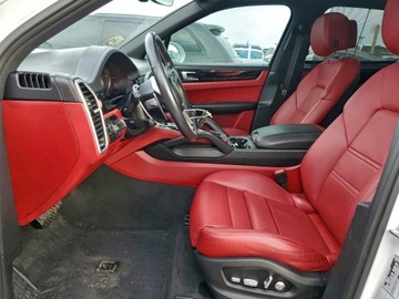 Porsche Cayenne III 2021 Porsche Cayenne E-Hybrid 2021 3.0 Hybryda 455KM, zdjęcie 7