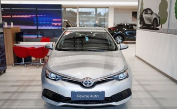 Toyota Auris II Hatchback 5d Facelifting 1.33 Dual VVT-i 99KM 2015 Toyota Auris 1.33 VVT-i Active 1.3 Benzyna 99KM, zdjęcie 1