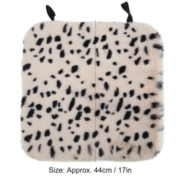 Универсальная подушка переднего сиденья.