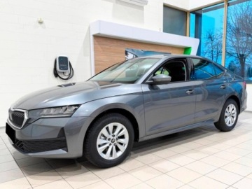 Skoda Octavia IV 2025 SKODA Octavia Edition 130 Essence 1.5 TSI Sedan 115KM 2025, zdjęcie 1