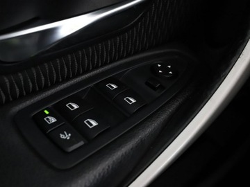 BMW Seria 3 F30-F31-F34 Limuzyna Facelifting 2.0 318d 150KM 2015 BMW 318 2.0d Automat GT Advantage Nawigacja, zdjęcie 32