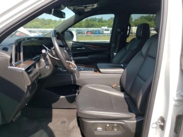 Cadillac Escalade III 2022 Cadillac Escalade 2022 CADILLAC ESCALADE LUXURY 6.2 Benzyna 420KM, zdjęcie 7