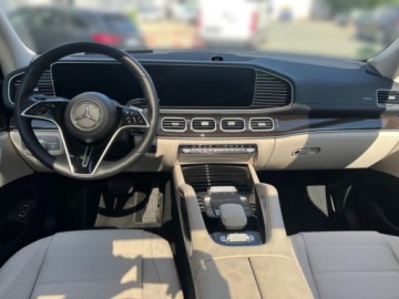 Mercedes GLE V167 SUV Facelifting 3.0 450 381KM 2026 MERCEDES-BENZ GLE 450 4-Matic AMG Line 3.0 (381KM) 2026, zdjęcie 4