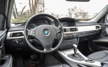 BMW Seria 3 E90-91-92-93 Touring E91 2.0 320d 184KM 2011 BMW Seria 3 2011 r. Lift 320d (185KM) Automat Skory 2.0 Diesel 184KM, zdjęcie 8