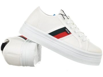 BUTY TRAMPKI DAMSKIE MTNG - CANVAS 3 WHITE C11753