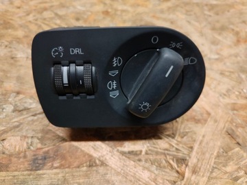 Włącznik świateł Audi A3 8P 8P2941531S