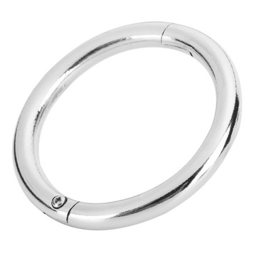 Металлическое кольцо из бычьего носа, хромированное.