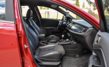 Alfa Romeo Giulietta Nuova II Hatchback 5d 1.4 TB 16v Mair 170KM 2011 Alfa Romeo Giulietta 1,4T (170KM) Salon PL 145 tys. km 1.4 Benzyna 170KM, zdjęcie 10