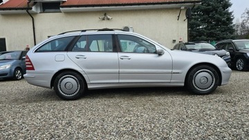 Mercedes Klasa C 2006 Mercedes C 220 ksenon, navi, 2xPDC, zdjęcie 6