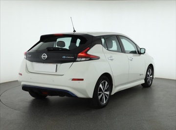 Nissan Leaf II Hatchback Elektryczny 40kWh 150KM 2018 Nissan Leaf 40 kWh, SoH 86%, Salon Polska, zdjęcie 4