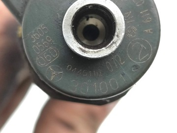 CHRYSLER PT CRUISER 2002 VSTŘIKOVACÍ TRYSKA PALIVA