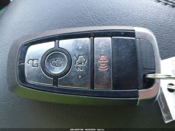 Ford Edge II SUV 2.0 EcoBoost 245KM 2018 Ford Edge 2018 FORD EDGE TITANIUM 2.0l NISKA AKCYZA 2.0 Benzyna 245KM, zdjęcie 10