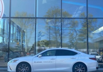Lexus ES VII (XV70) Sedan Facelifting 300h 218KM 2025 Lexus ES ES 300h Business Edition FV23 Salon PL ASO Bezwypadkowy, zdjęcie 2