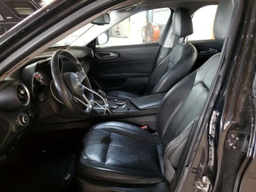 Alfa Romeo Giulia II 2017 Alfa Romeo Giulia 2017 2.0l 2.0 Benzyna 280KM, zdjęcie 7