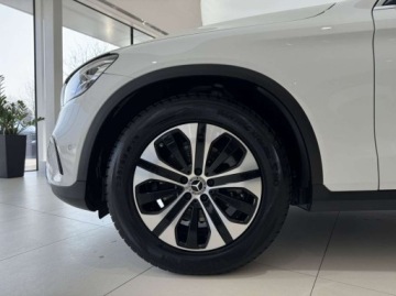 Mercedes GLC C254/X254 2022 Mercedes-Benz GLC 200 4-Matic Kamera cofania Asystent parkowania Nawiga, zdjęcie 17