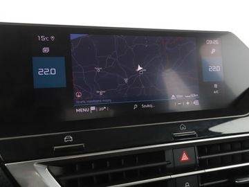 Citroen C4 III SUV 1.2 PureTech 130KM 2020 Citroen C4 klima auyo navi kamera i czujniki, zdjęcie 23
