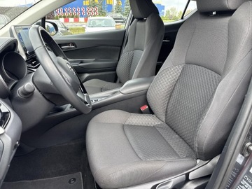 Toyota C-HR I Crossover Facelifting 1.8 Hybrid 122KM 2023 Toyota C-HR 1.8 Hybrid GPF Comfort, zdjęcie 11