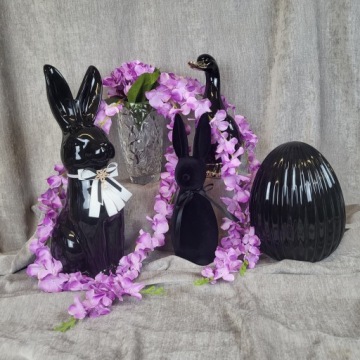 ЧЕРНЫЙ КЕРАМИЧЕСКИЙ КРОЛИК С БЕЛО-ЧЕРНЫМ БАНТОМ