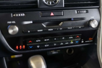 Lexus RX IV SUV Facelifting RX 300 238KM 2020 Lexus RX 300 F-Impression 2.0 Benzyna 238KM, zdjęcie 19