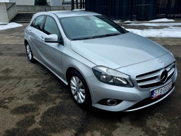 Mercedes Klasa A W176 Hatchback 5d 1.6 180 BlueEFFICIENCY 122KM 2014 Mercedes A180 Aklasa bdb stan, zdjęcie 6