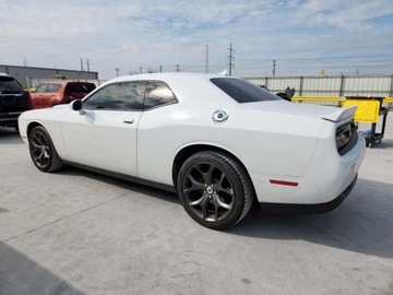 Dodge Challenger III 2019 Dodge Challenger Sxt 2019 3.6l 3.6 Benzyna 305KM, zdjęcie 1
