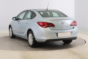Opel Astra J Sedan 1.4 Turbo ECOTEC 140KM 2018 Opel Astra 1.4 T LPG, Salon Polska, Serwis ASO, zdjęcie 3