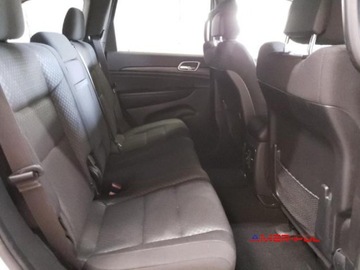 Jeep Grand Cherokee IV 2021 Jeep Grand Cherokee 2021 r., 3,6 L LAREDO 3.6 Benzyna 295KM, zdjęcie 9