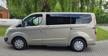 Ford Tourneo Custom I 2017 Ford Tourneo Custom LIMITED 8 osobowy skora kamera 2.0 Diesel 170KM, zdjęcie 20