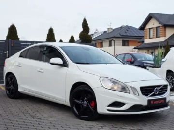 Volvo S60 II Sedan 2.0 D3 163KM 2012 Volvo S60 ___R-Design___2.0 D4 163KM___Bi-Xenon Skora Navi Alu18 Black___, zdjęcie 5