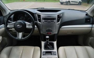 Subaru Legacy V 2010 Subaru Legacy GWARANCJA, 1. rej. 2011r, Skora, Xenon, 2 Komplety kol, Nisk, zdjęcie 19